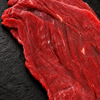 Detail van runderbraadlap met lange vleesvezels – Meat & Go